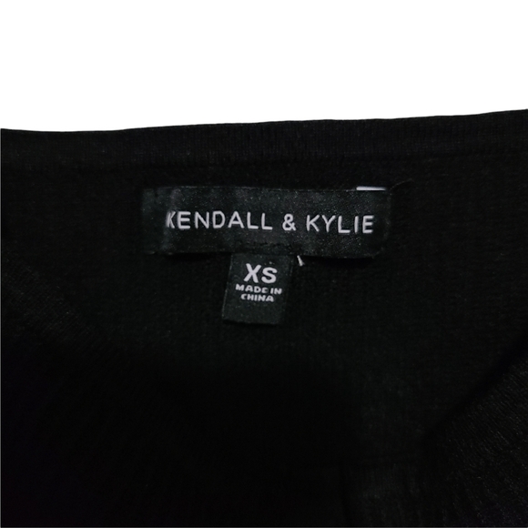 Kendall & Kylie Black Ribbed Crop Top with Hook-and-Eye Front Closure, Size XS - Picture 5 of 6